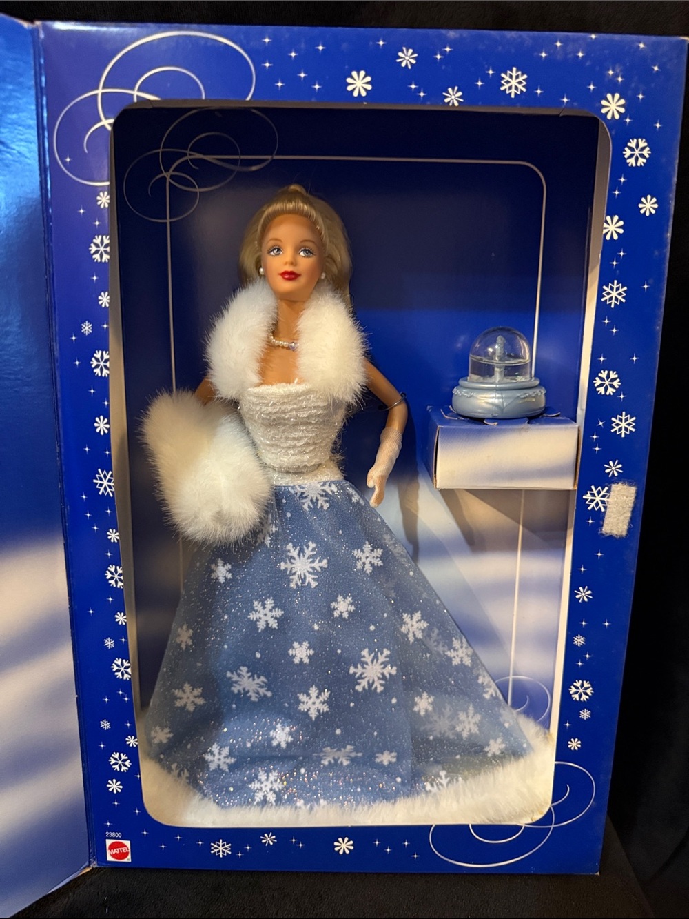 1999 Barbie Special Edition "Snow Sensation" New in Box